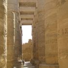 Mächtige Säulen im Karnaktempel /Powerful pillars in the karnak temple