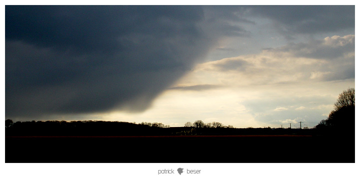 mächtiges wolkenschauspiel