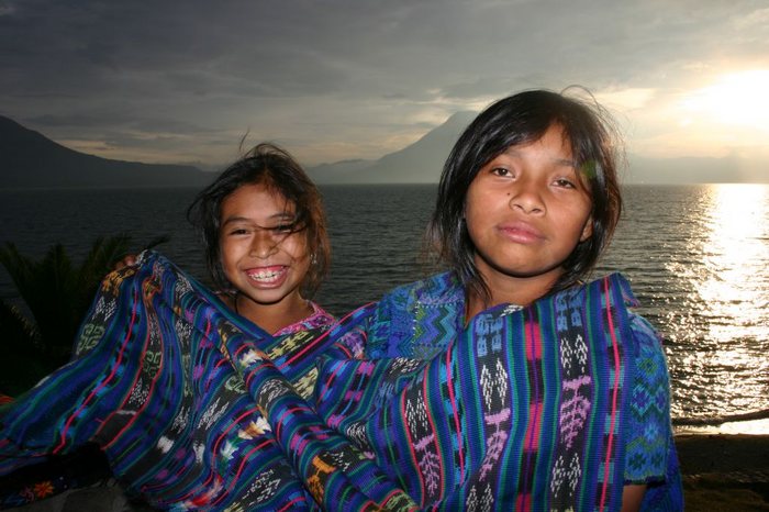 Mädchen am Atitlan See