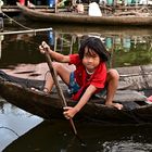 Mädchen auf Boot