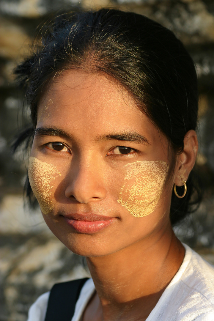 Mädchen aus Bagan