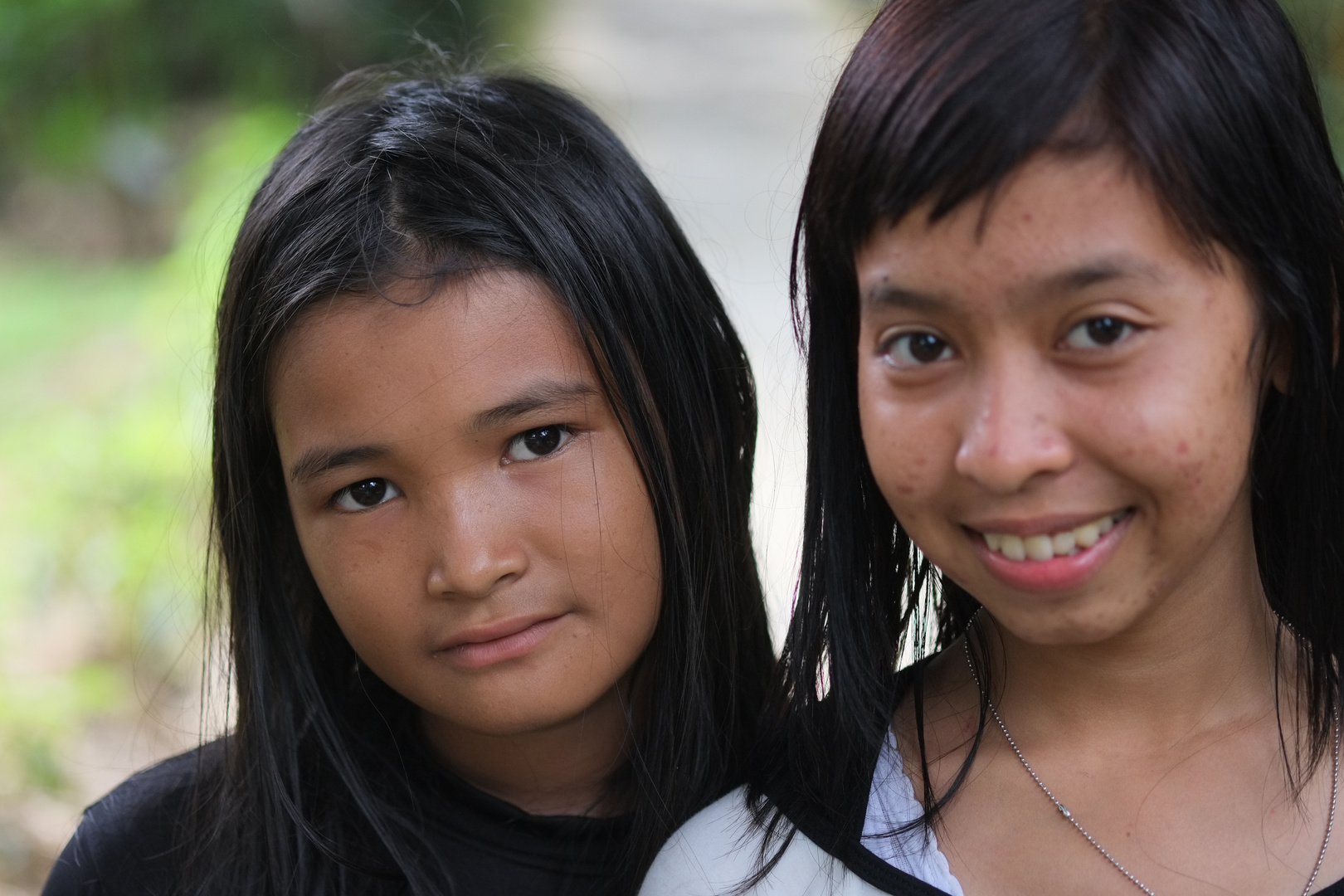 Mädchen aus Bukit Lawang auf der Insel Sumatra