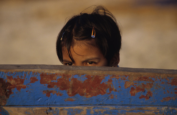 Mädchen im Boot - Myanmar