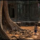 Mädchen im Ta Prom Tempel, Angkor/Cambodia