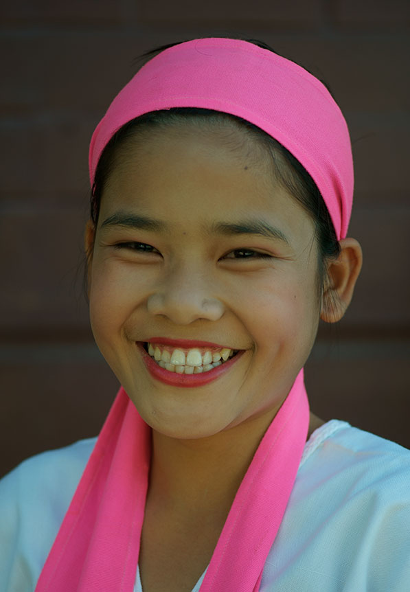 Mädchen in/aus Myanmar