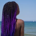 "Mädchen mit lila Haaren (Girl with purple hair)"