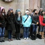 Mädchenchor vor dem Stephansdom