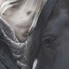 Mädels mit  Pferd