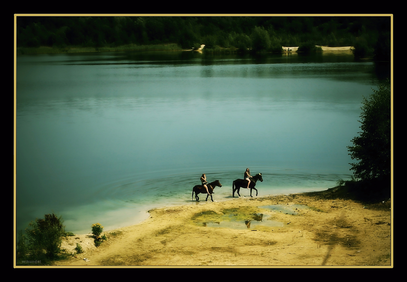 Mädels, Pferde und ein See
