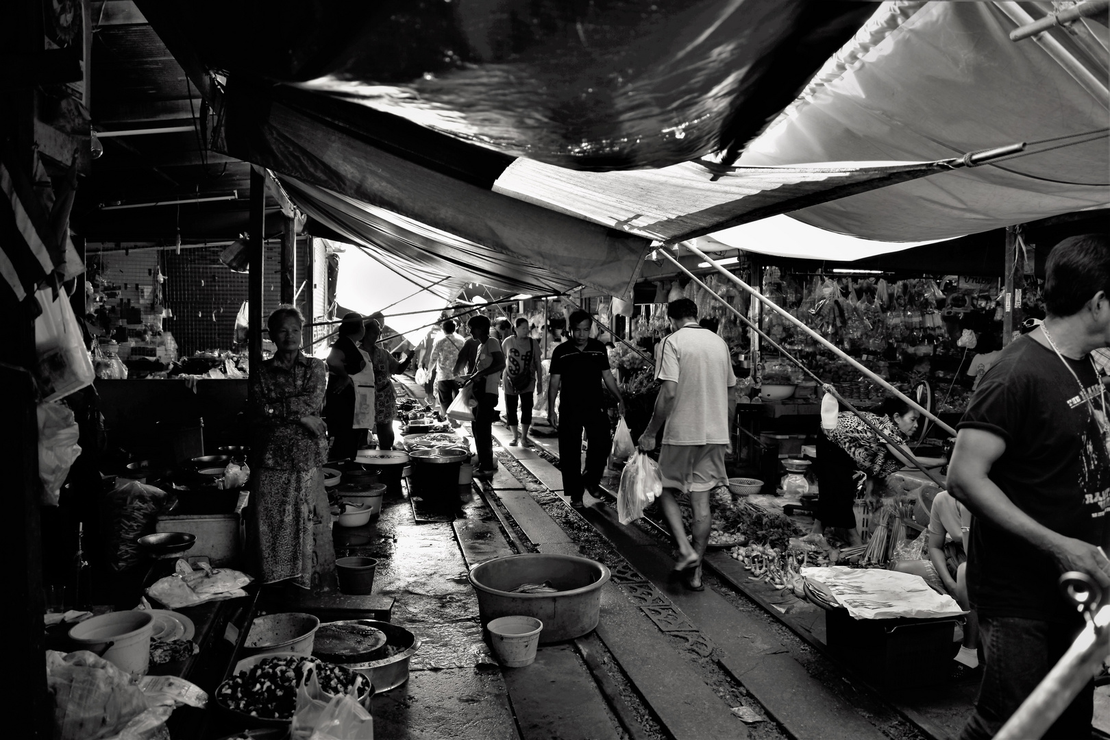 Maeklong railway  market 8