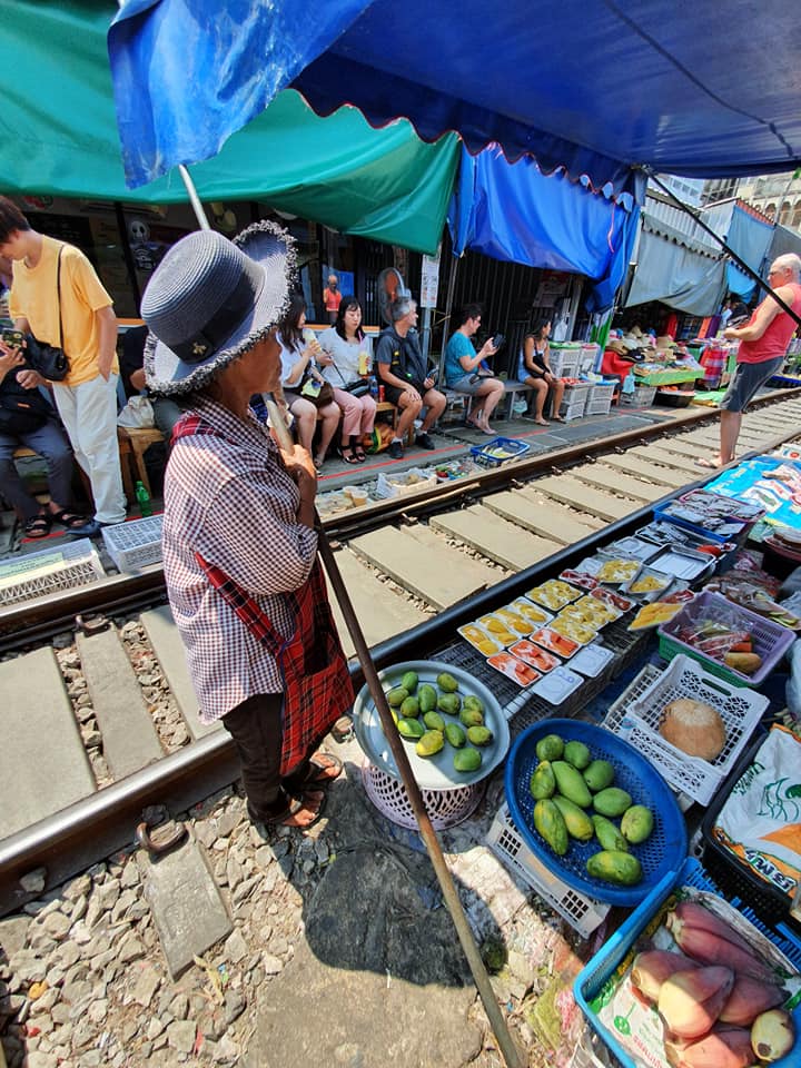 Maeklong Railway Market