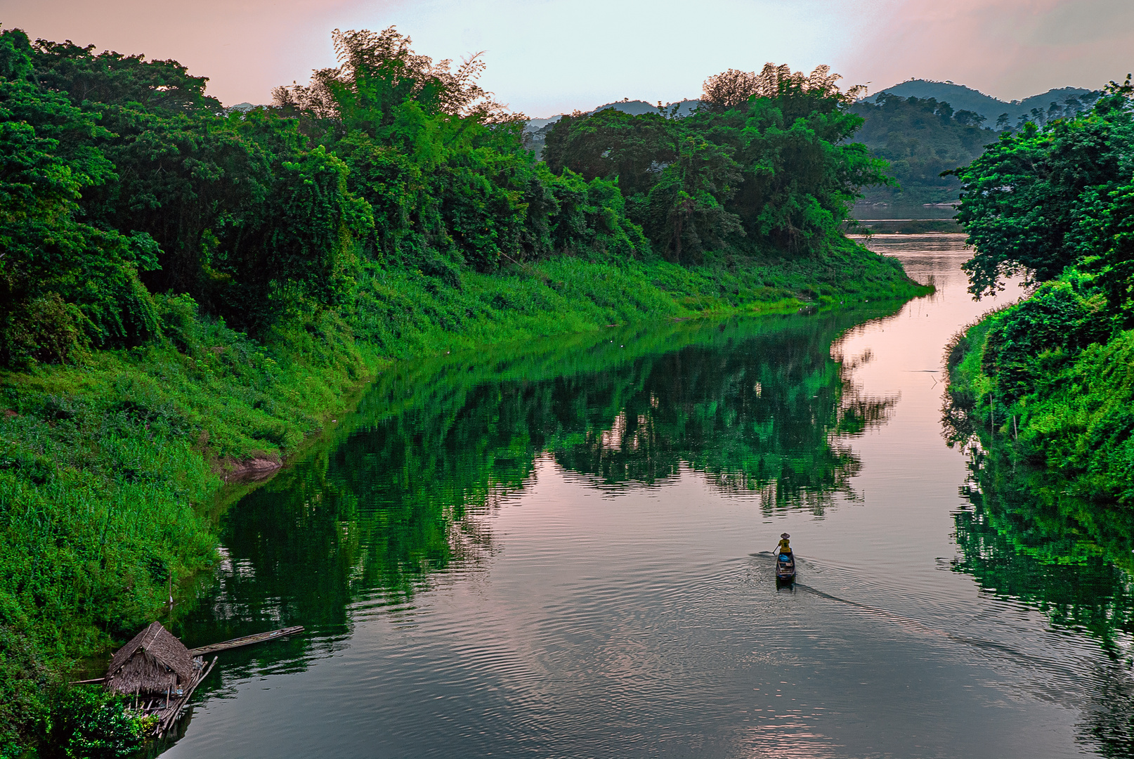 Maenam Loei mouths into the Mekong river