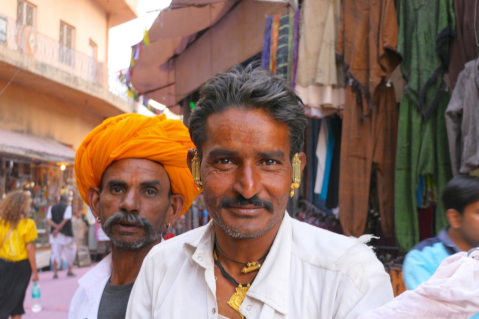 Männer in Indien