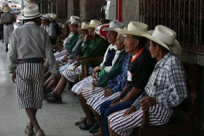 Männer in Santiago