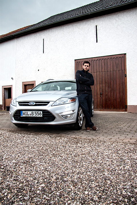 Manner Und Ihre Autos 12 Foto Bild Portrait Portraitfotografie Manner Outdoor Bilder Auf Fotocommunity