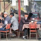 männertreffen im kaffee