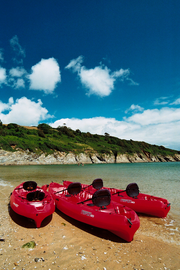 [Maenporth Beach 2]