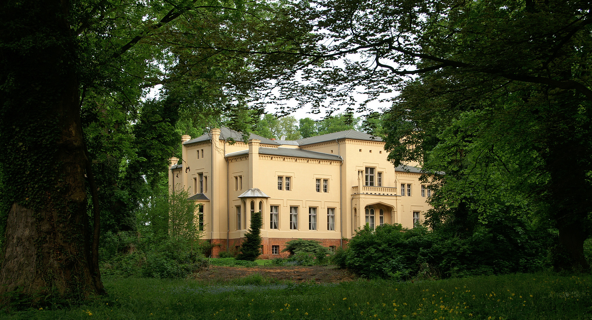 (Märchen-) Schloß im Krumker Park, Sachsen-Anhalt