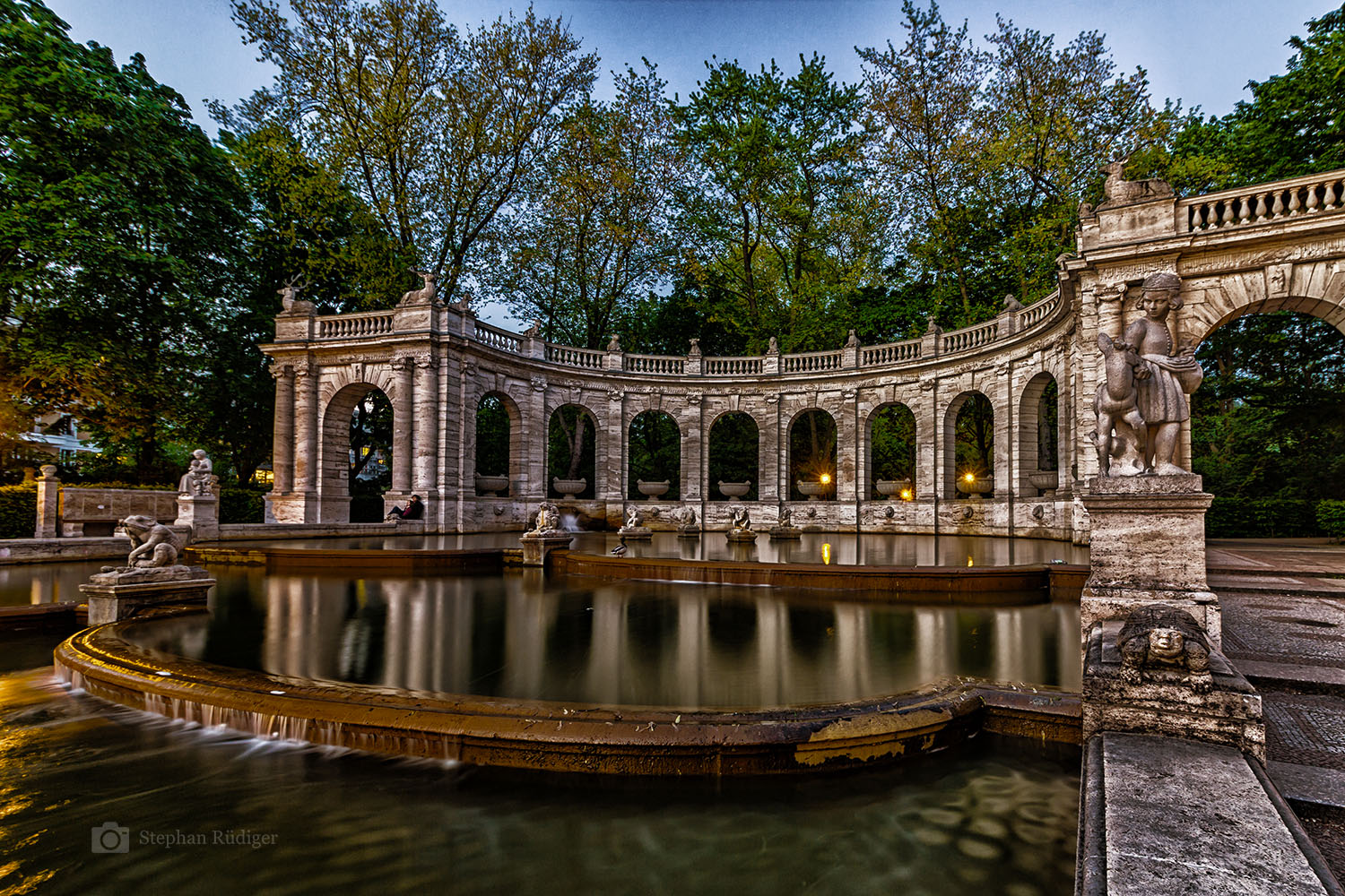 Märchenbrunnen im Volkspark Friedrichshain 1 Foto & Bild architektur