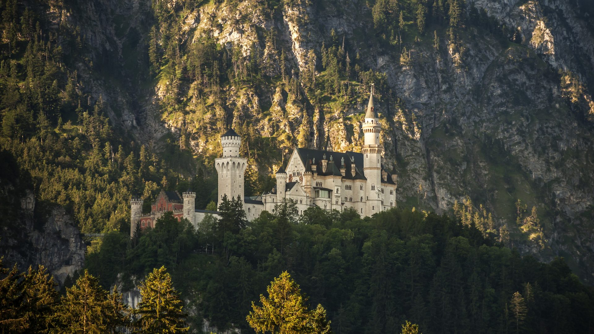 Märchenschloss in der Morgensonne