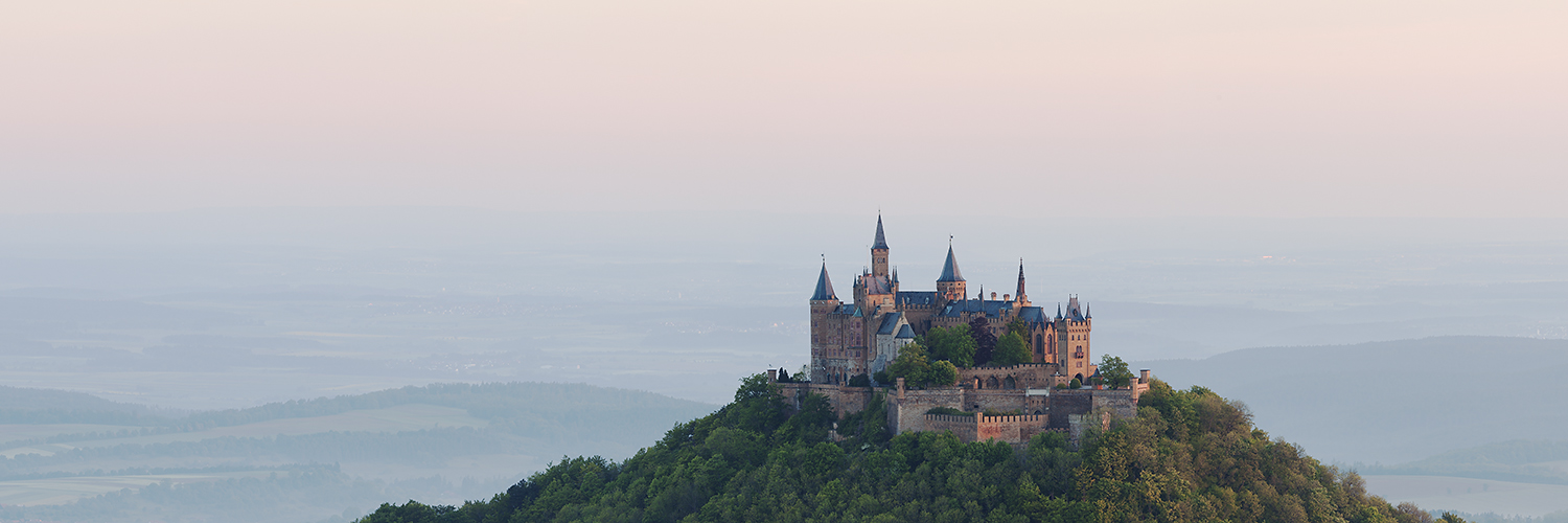 Märchenschloss Zollernalb im Morgenlicht