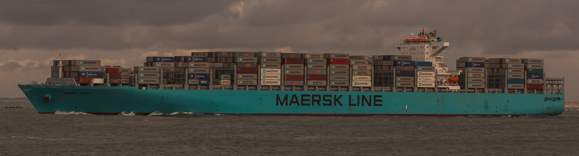 MAERSK GENOA