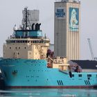 Maersk Leader.