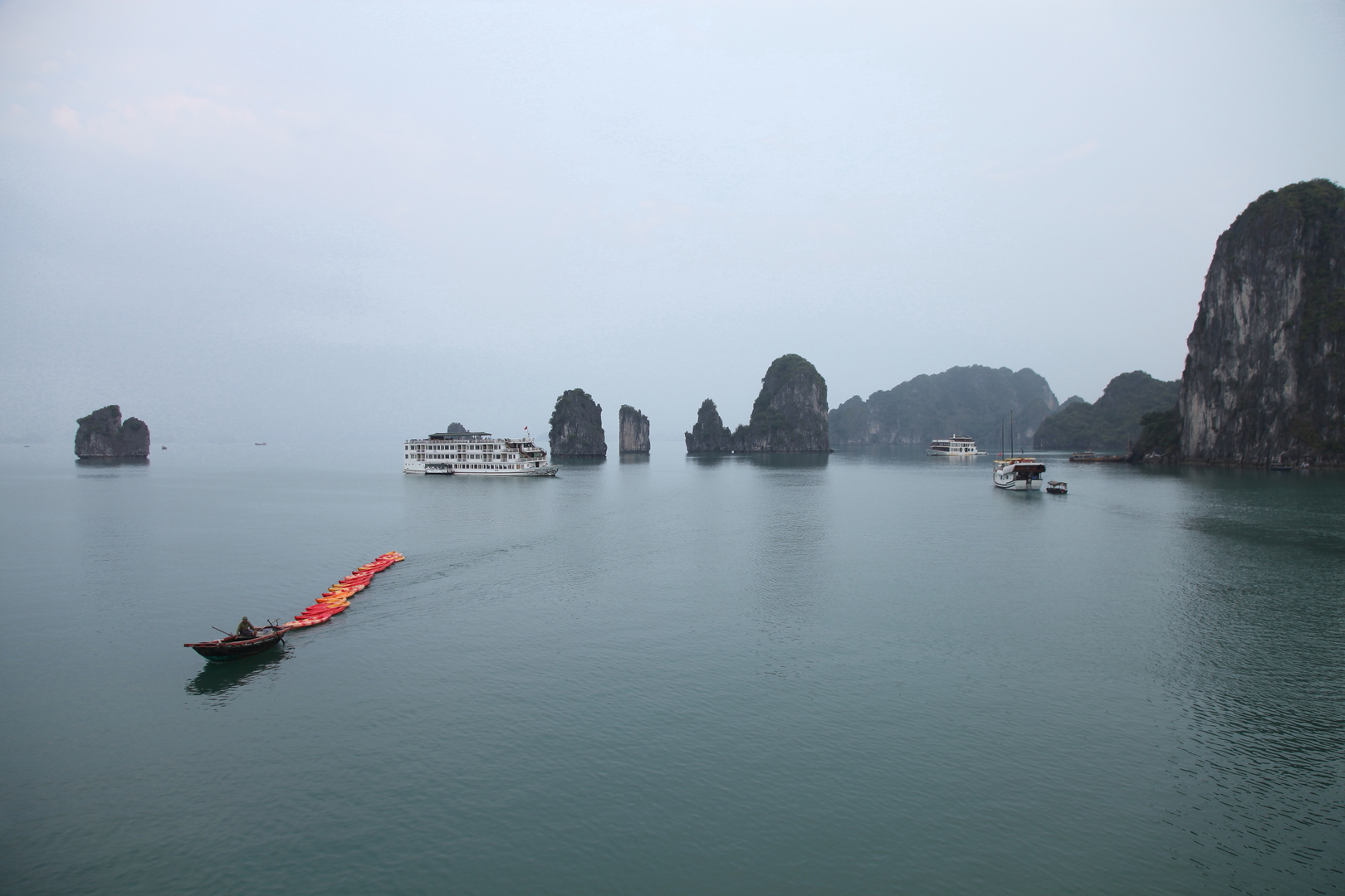 März 2018 in der Halong Bucht