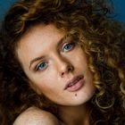 Magdalena_Portrait_Blue_V1_T5A9868