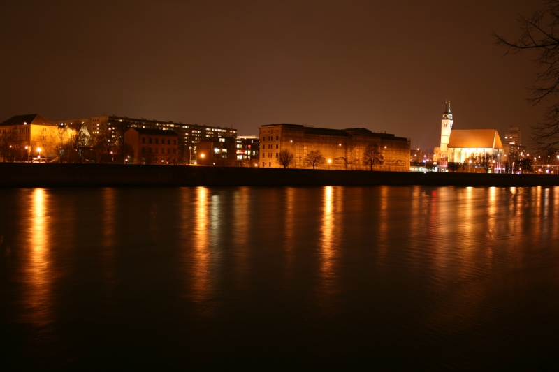 Magdeburg bei Nacht...die I.