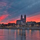 Magdeburg - Elbblick zum Dom nach dem Sonnenuntergang