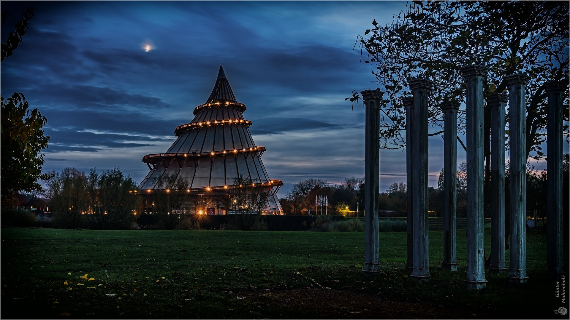 Magdeburg, Jahrtausendturm