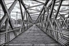 Magdeburger Brücke Hamburg