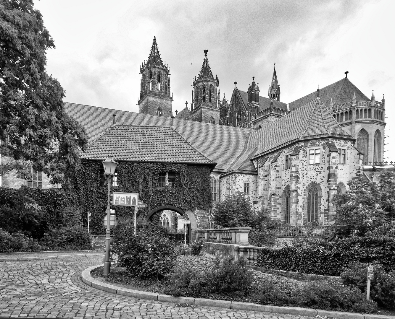 MAGDEBURGER DOM