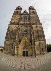 Magdeburger Dom, Westseitenportal, fisheye  13mm