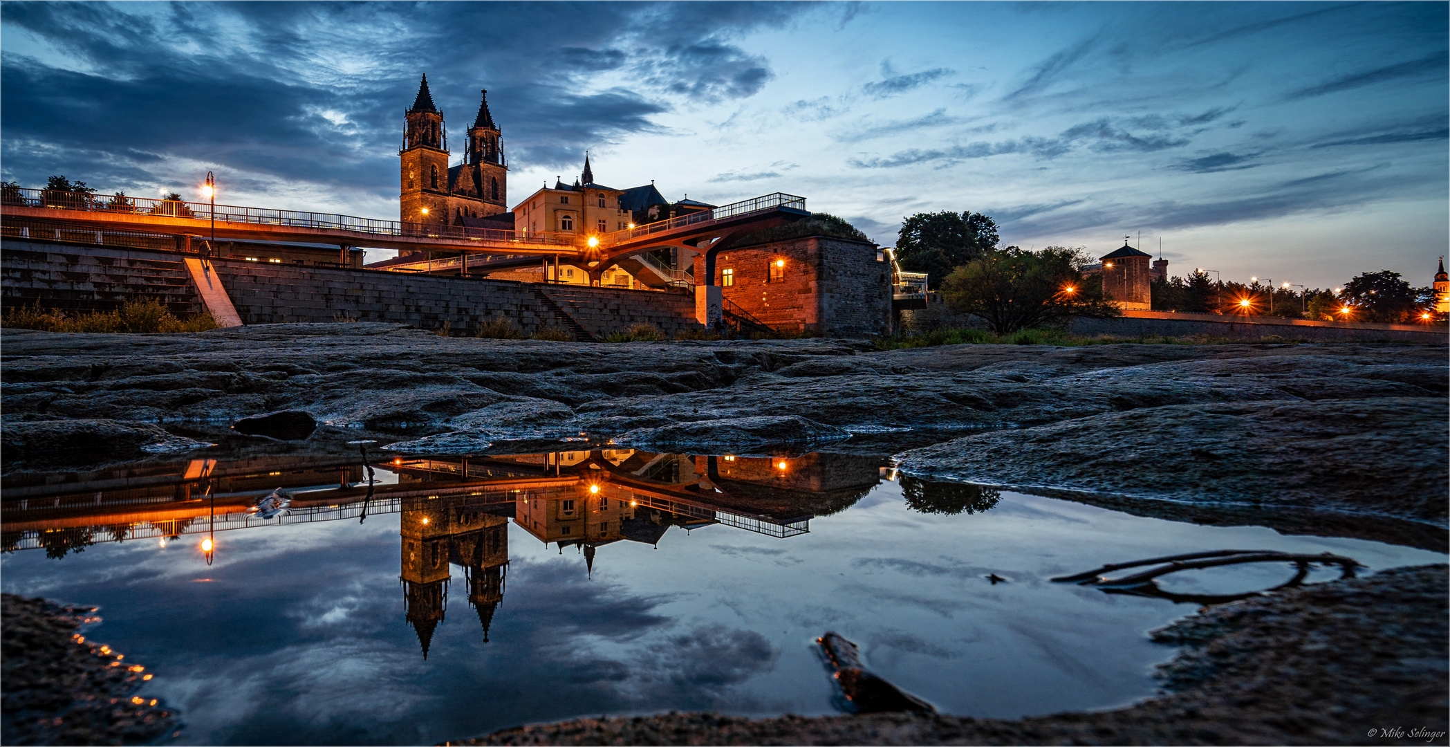 Magdeburger Domfelsen Foto & Bild world, spezial, wasser Bilder