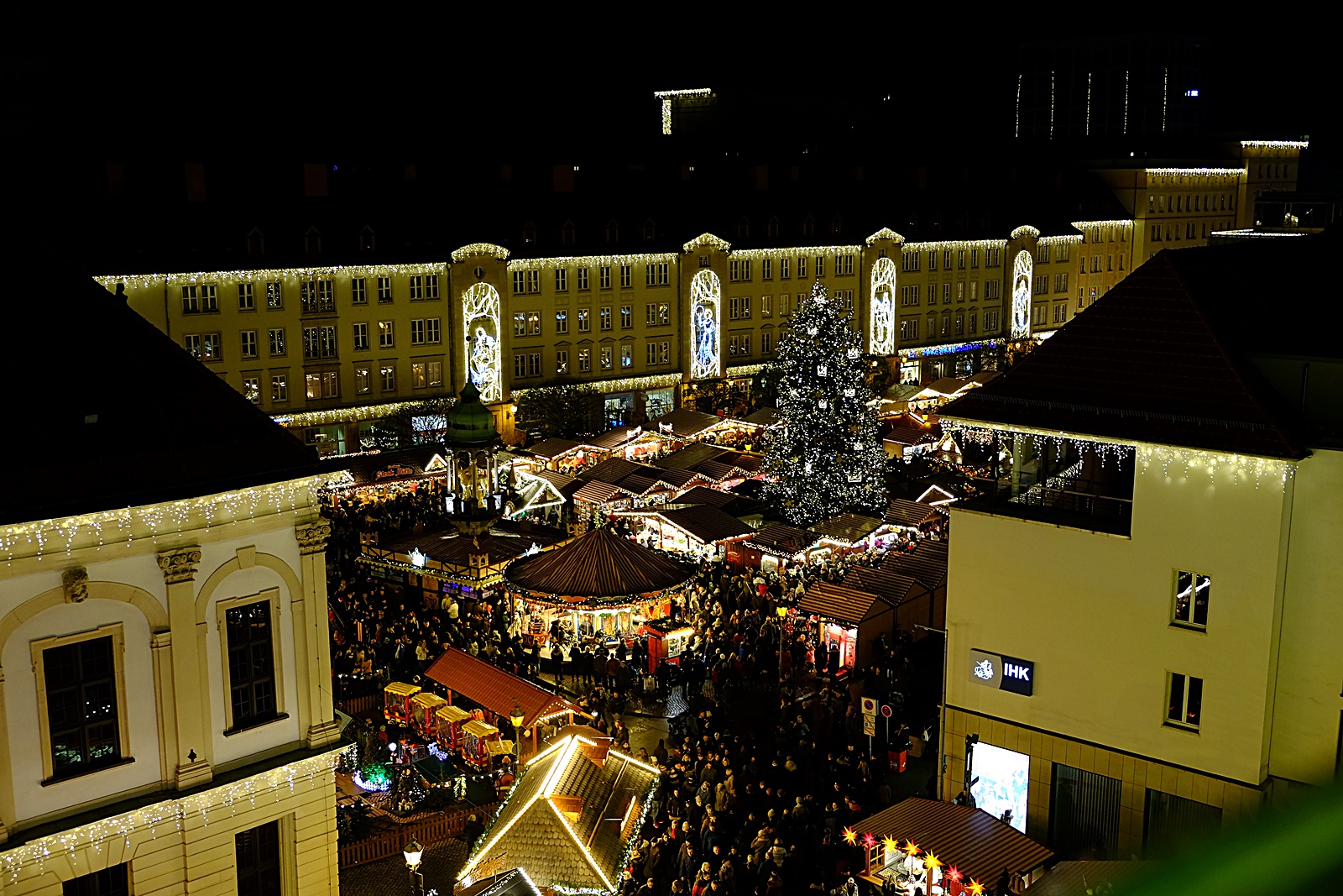 Magdeburger Weihnachtsmarkt und Innenstadt