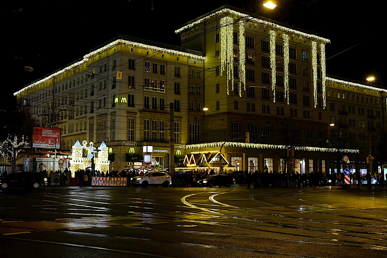 Magdeburger Weihnachtsmarkt und Innenstadt