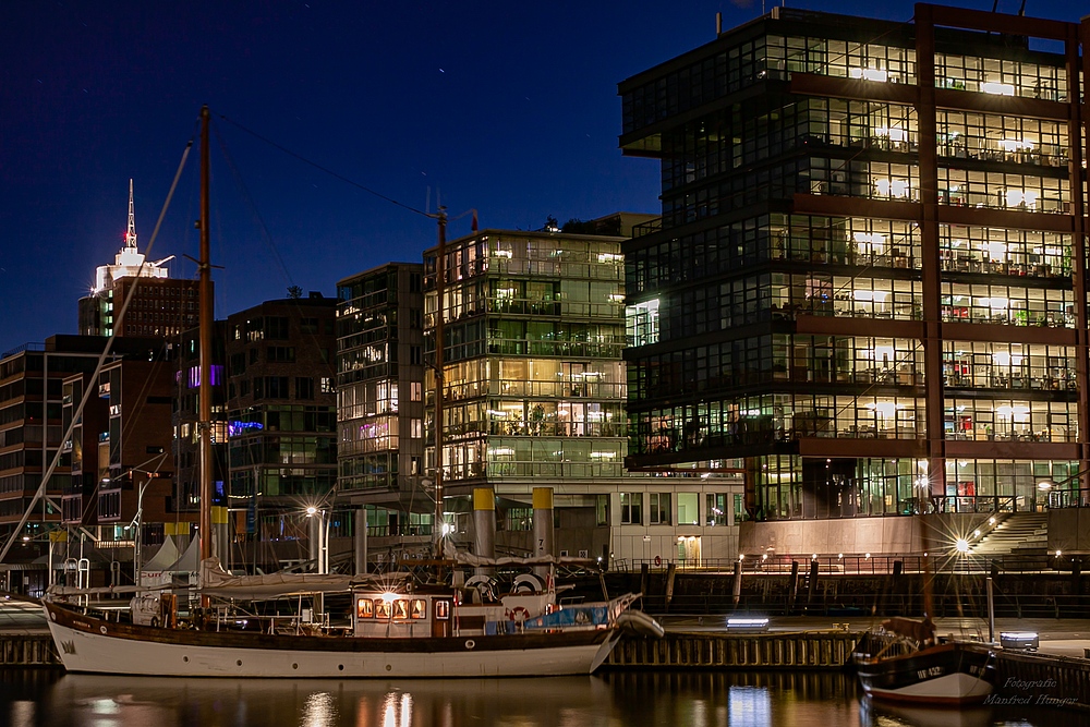 Magellan-Terrassen in Hamburg bei Nacht