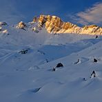 Magerrain mit Morgensonne