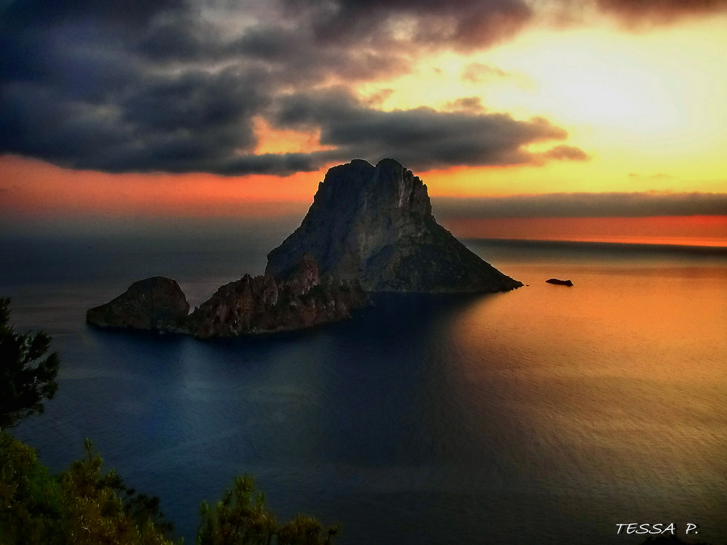 MAGIA EN " ES VEDRÁ "   IBIZA  -    Dedicada a AMADO CALVO.