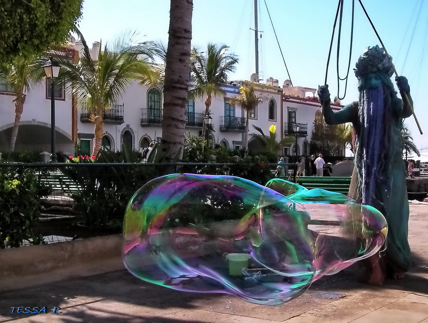 MAGIA POTAGIA en PUERTO MOGÁN. (Dedicada a ANTONIO NARANJO).