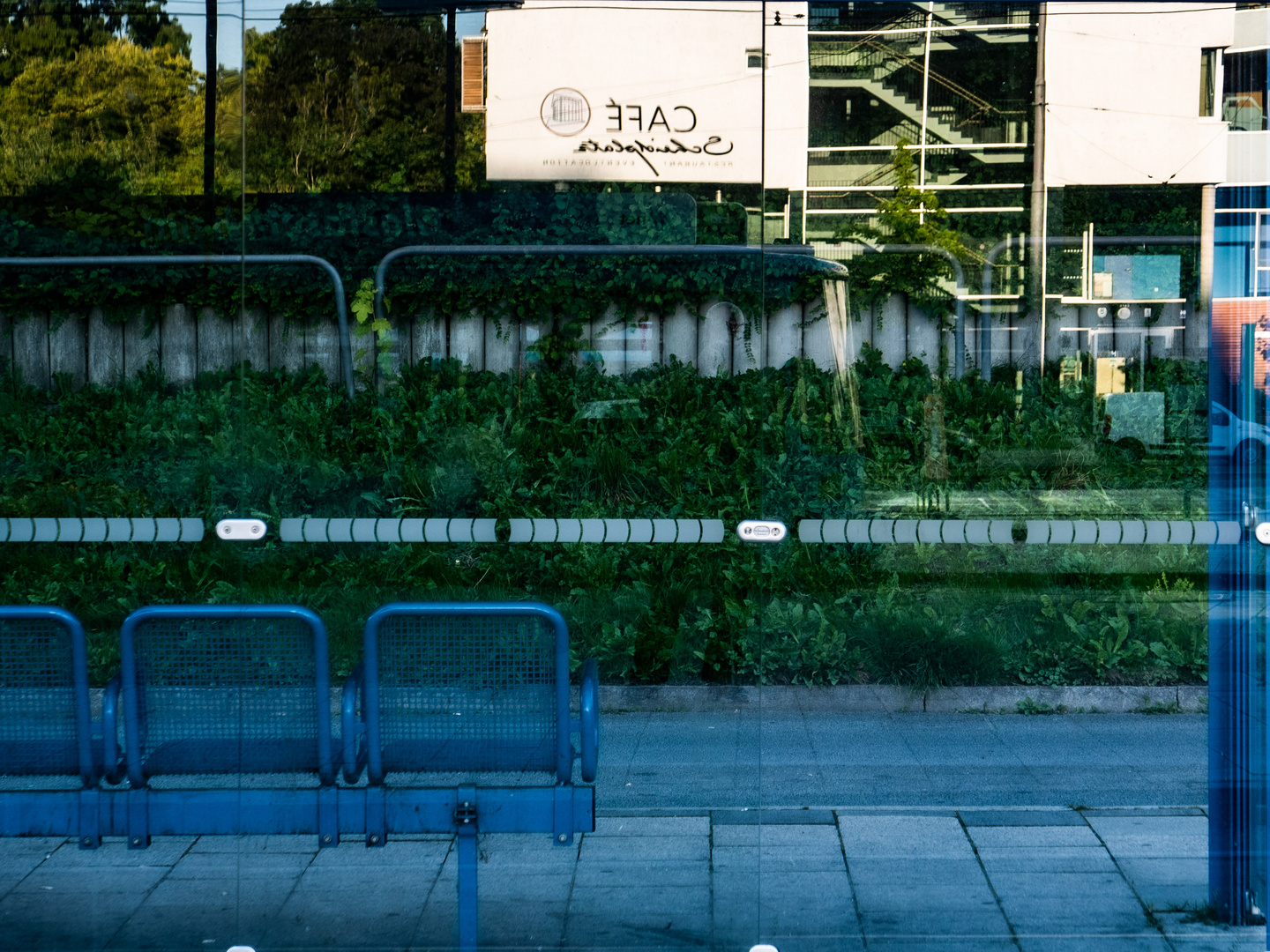 Magic busstop...