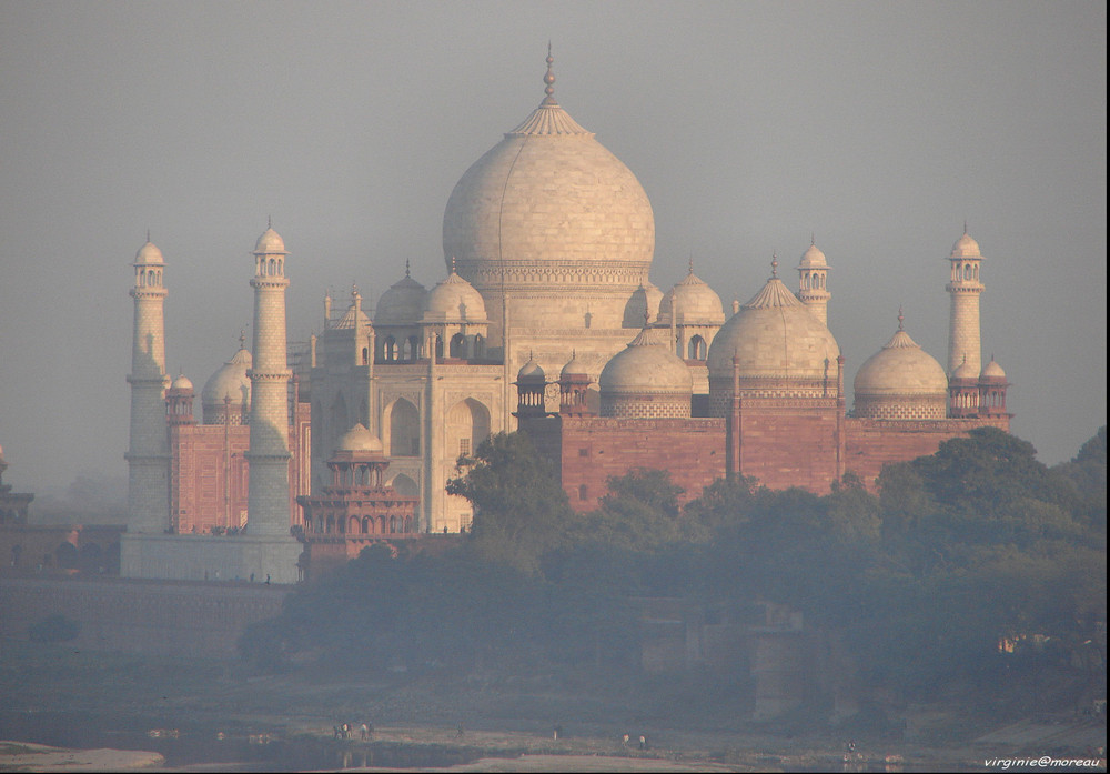 Magic Taj Mahal...