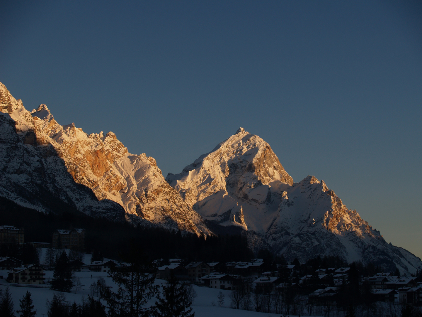 Magico Antelao al tramonto