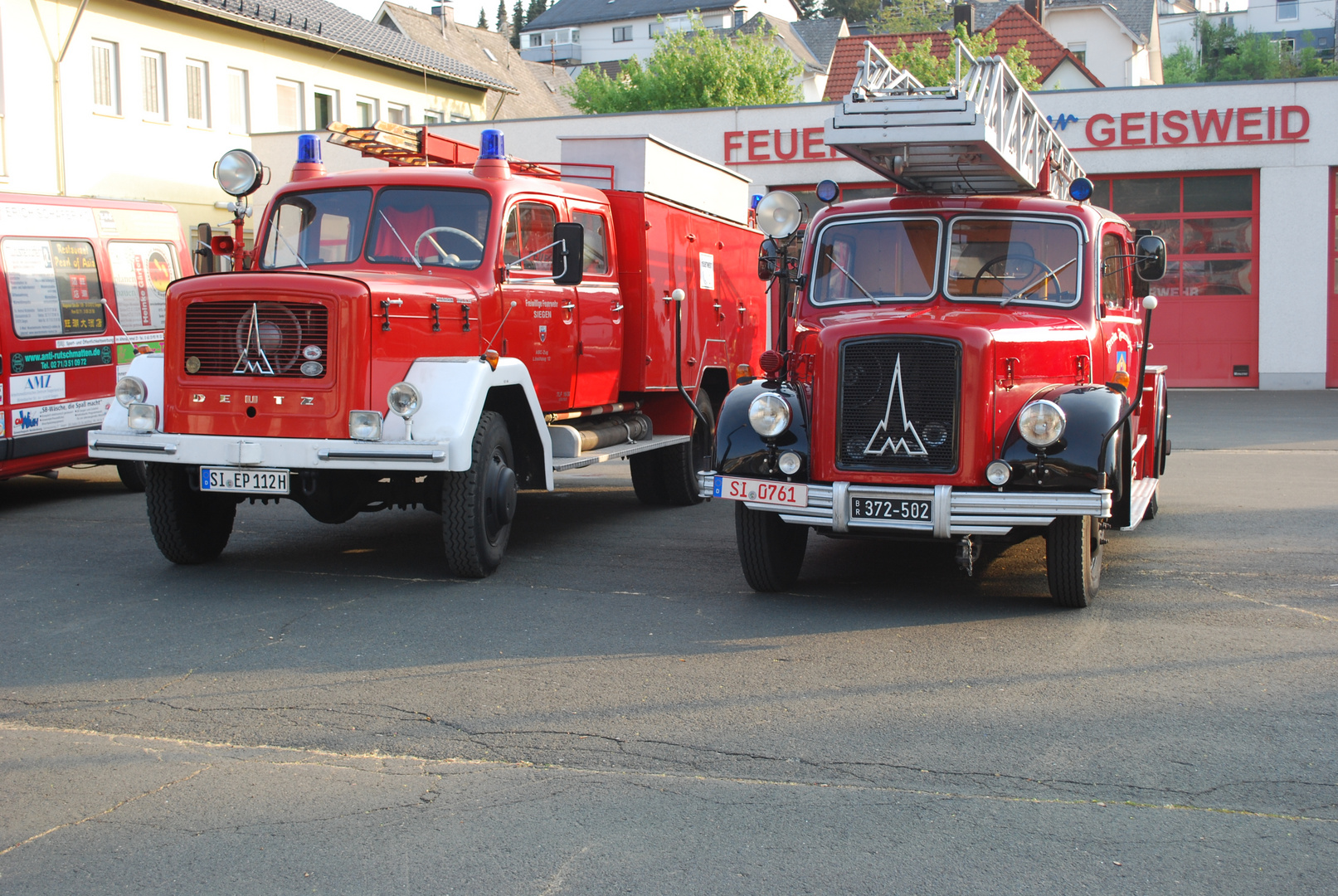 Magirus Drehleiter DL 25 und Magirus Tanklöschfahrzeug 16/30