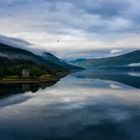 Magische Nebelstimmung in Schottland (Loch Fyne)