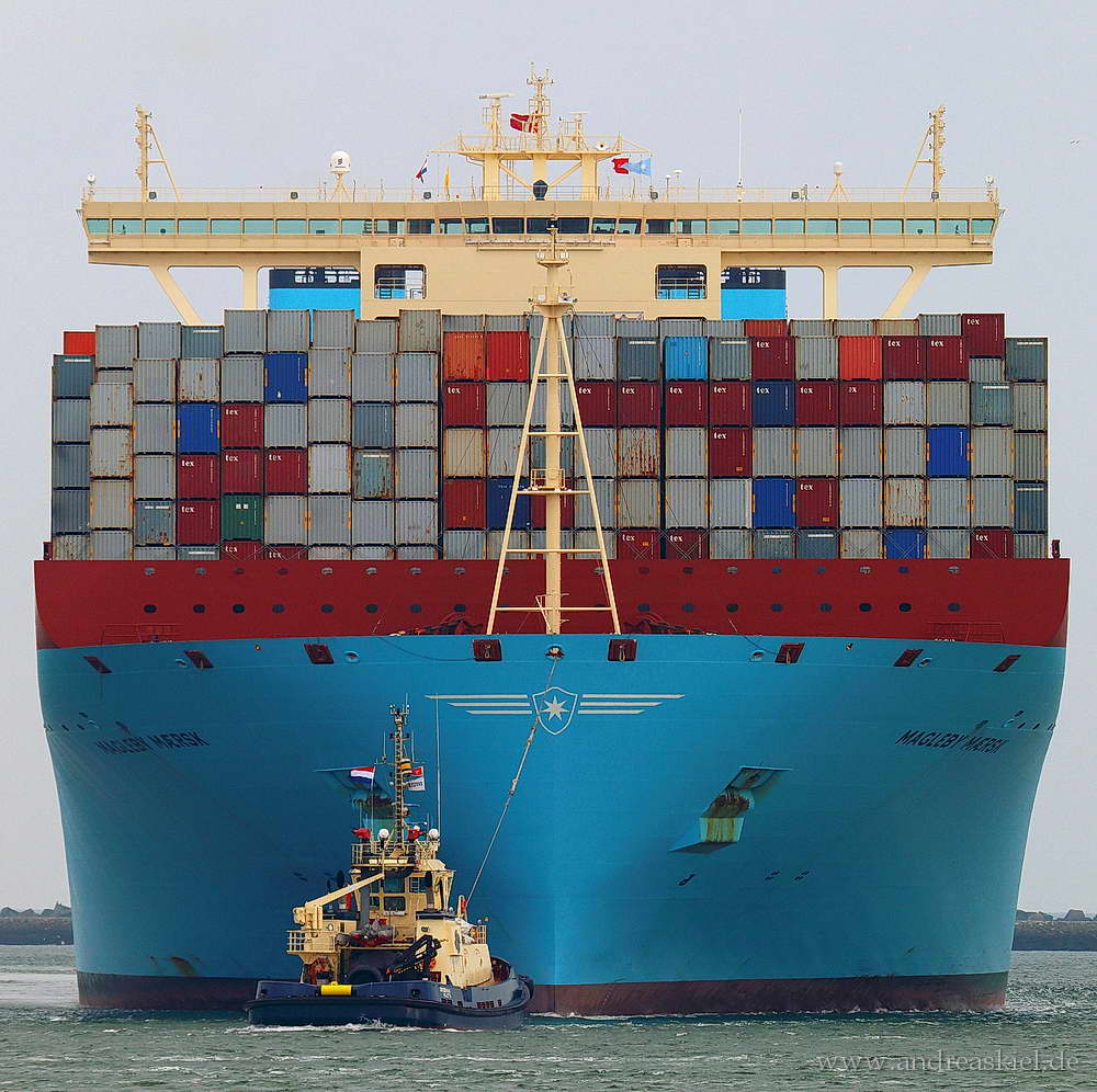 ... Magleby Maersk ...