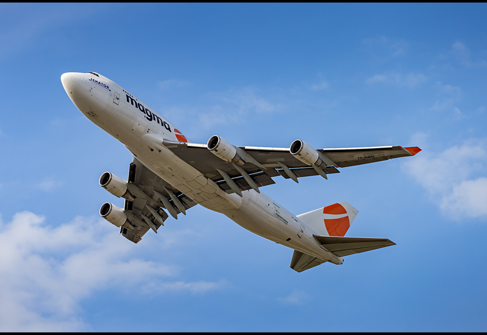 Magma Aviation, Boeing 747-412(BDSF)