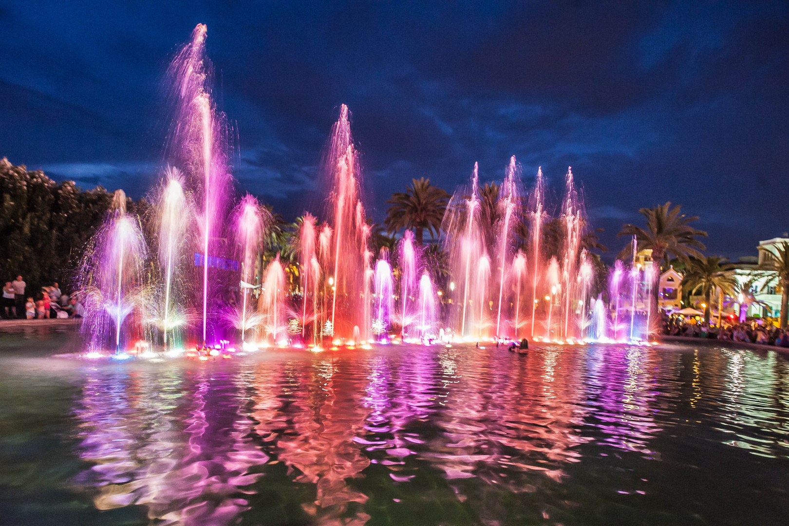 magnifique jeux de lumiere salou (spain)